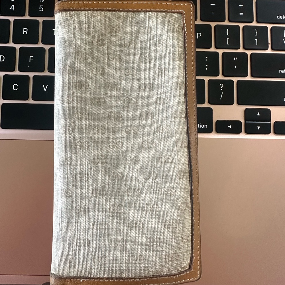 Vintage Gucci Wallet